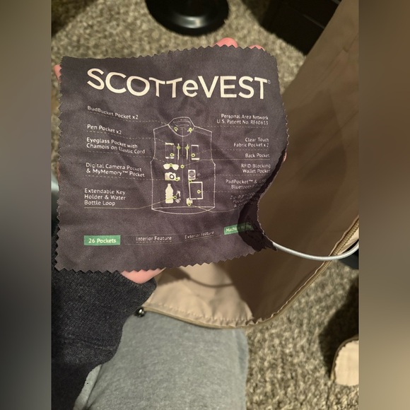 Q.U.E.S.T. VEST FOR MEN - Picture 3 of 6